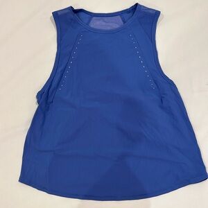 lululemon running tank!! super soft material and very breathable. size 0.